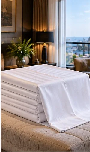 Otel Çift Kişilik Çarşaf 280x280 cm 83 Tel Çizgili Saten %100 Pamuk ürün görseli